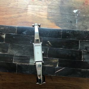 Authentic GUCCI 1500L Watch Bangle.